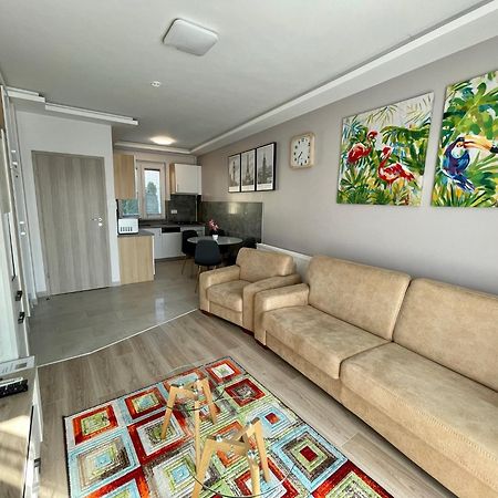 Lara Lux Apartment Hajdúszoboszló Exteriér fotografie